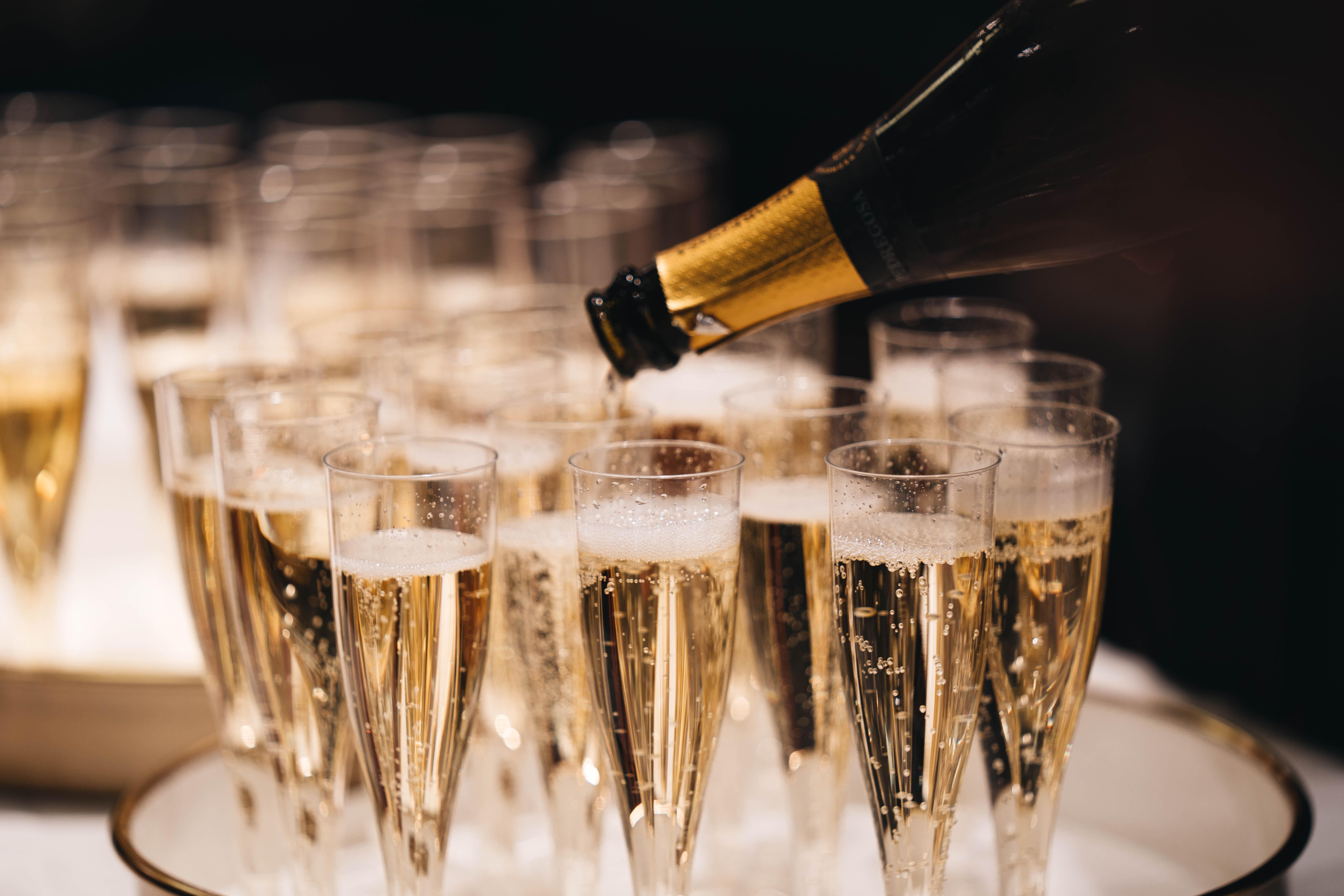 LE NOUVEL AN SE FÊTE AU BAYADÈRE