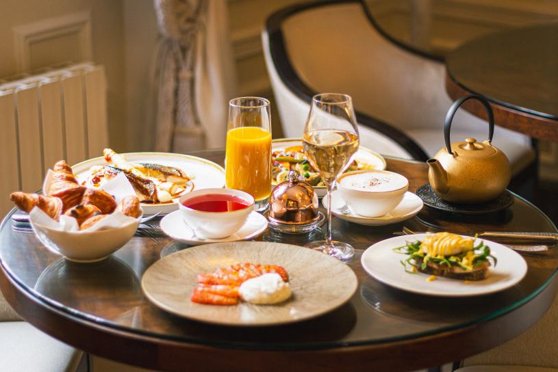 LE BRUNCH DU BAYADÈRE